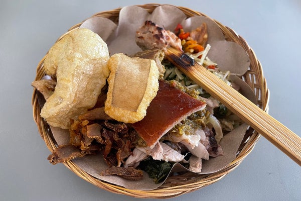 Babi Guling Nyumu, Denpasar
